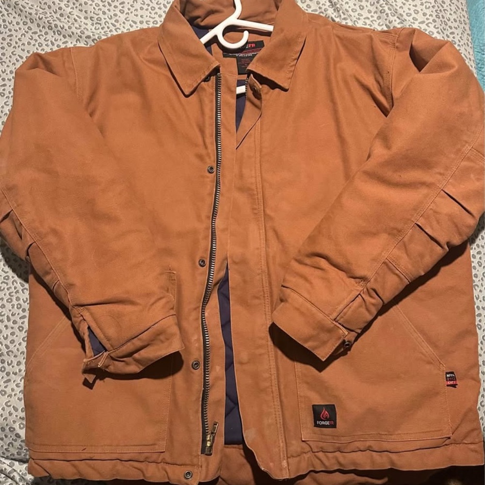 Men’s Forge FR Jacket with detachable hoodie, size XL.